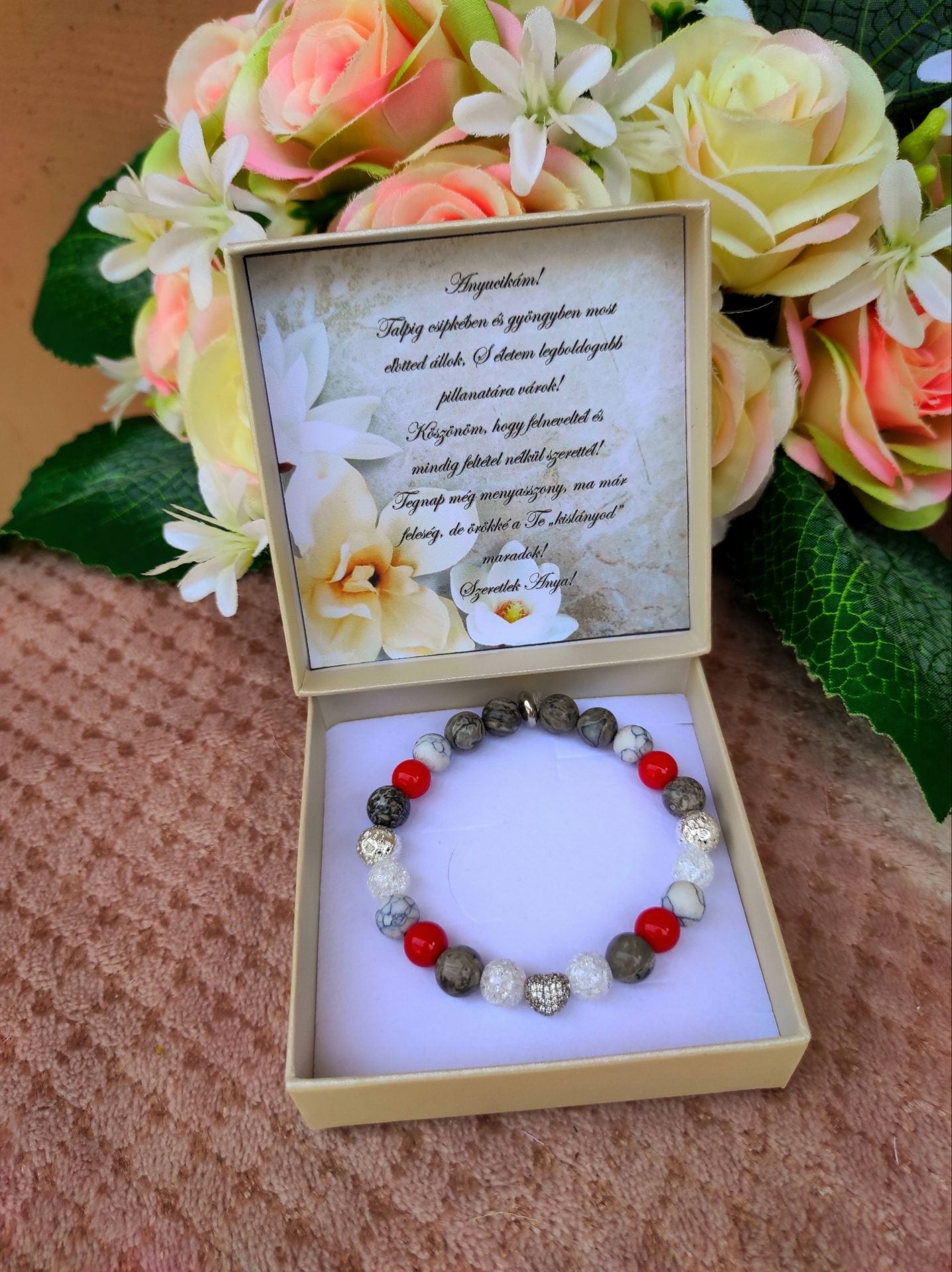 Szülőköszöntő ajándék örömanya piros